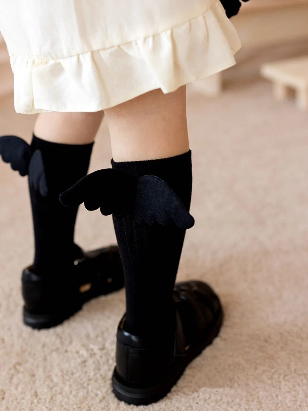 NENA BEBE Girl's Knee-high socks with wings-5008 beige